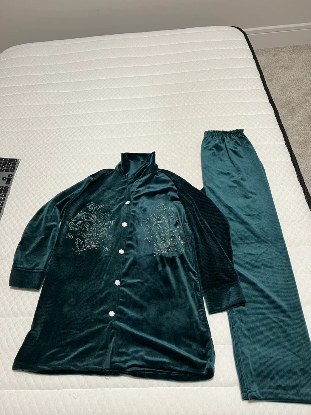 Green Velvet Lounge Set