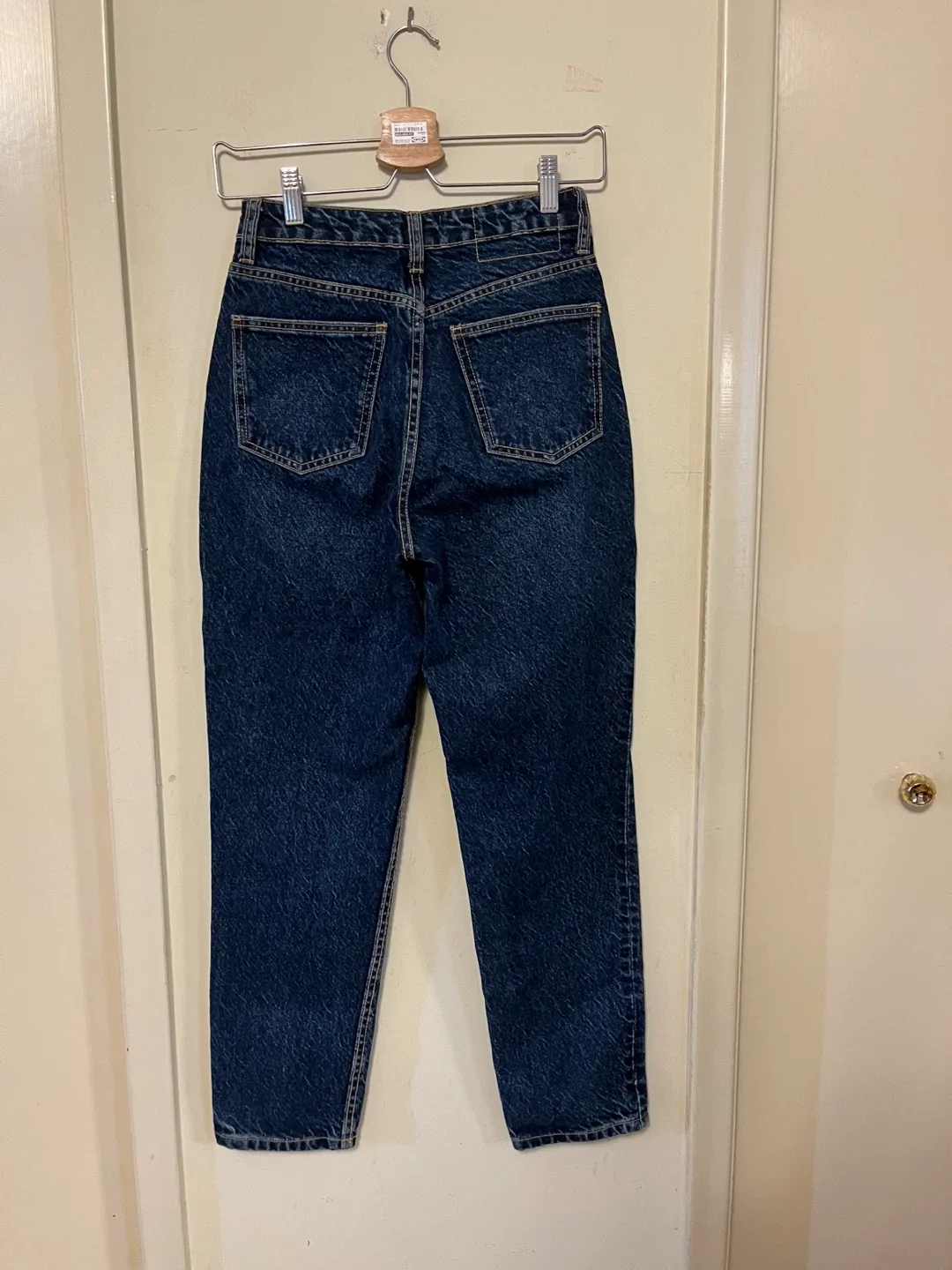 Zara Mom Fit Jeans - Size USA 2 image indicator(2)