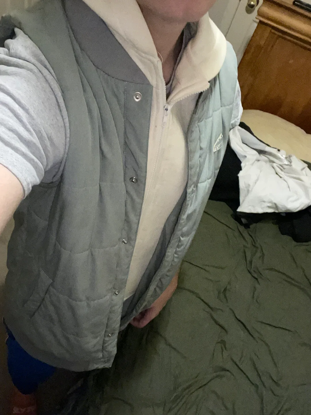 Teamlife Hooded Vest image indicator(4)