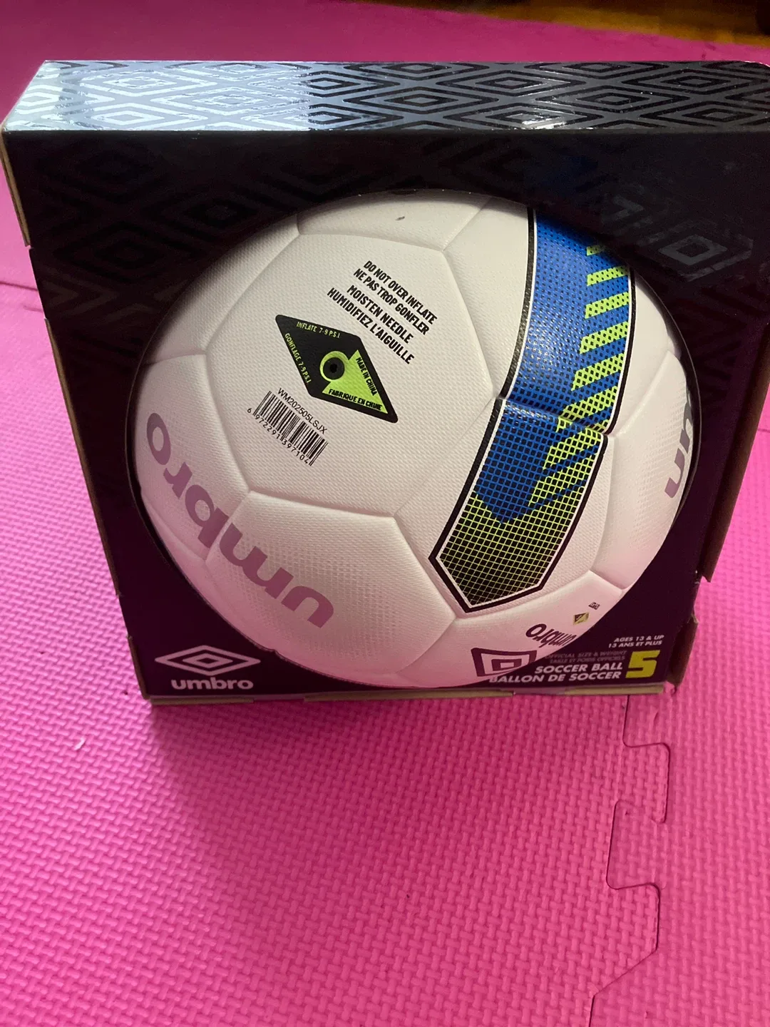 Umbro Soccer Ball Size 5 - New in Box