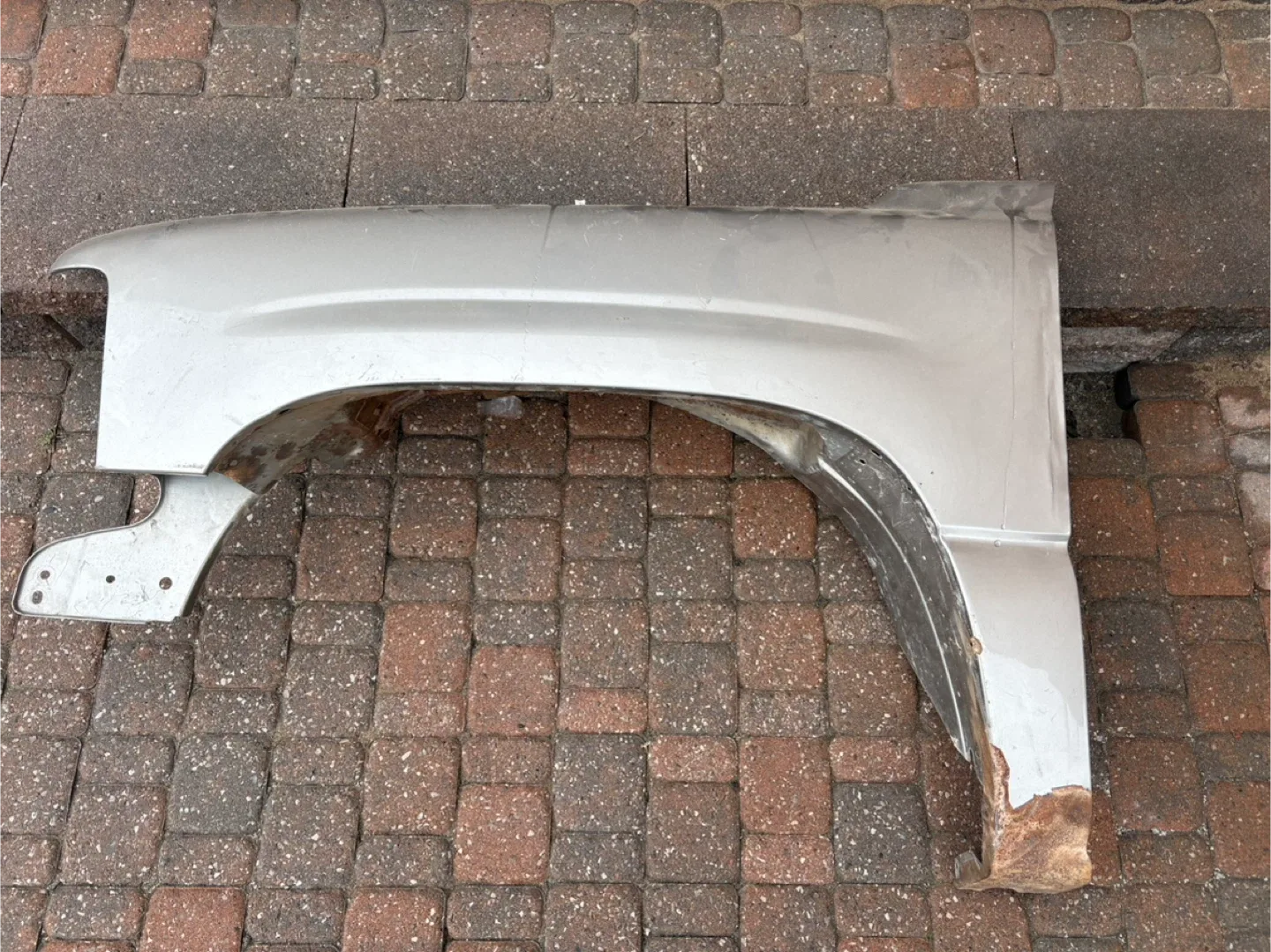 1999-2006 GMC SIERRA FENDERS image indicator(2)