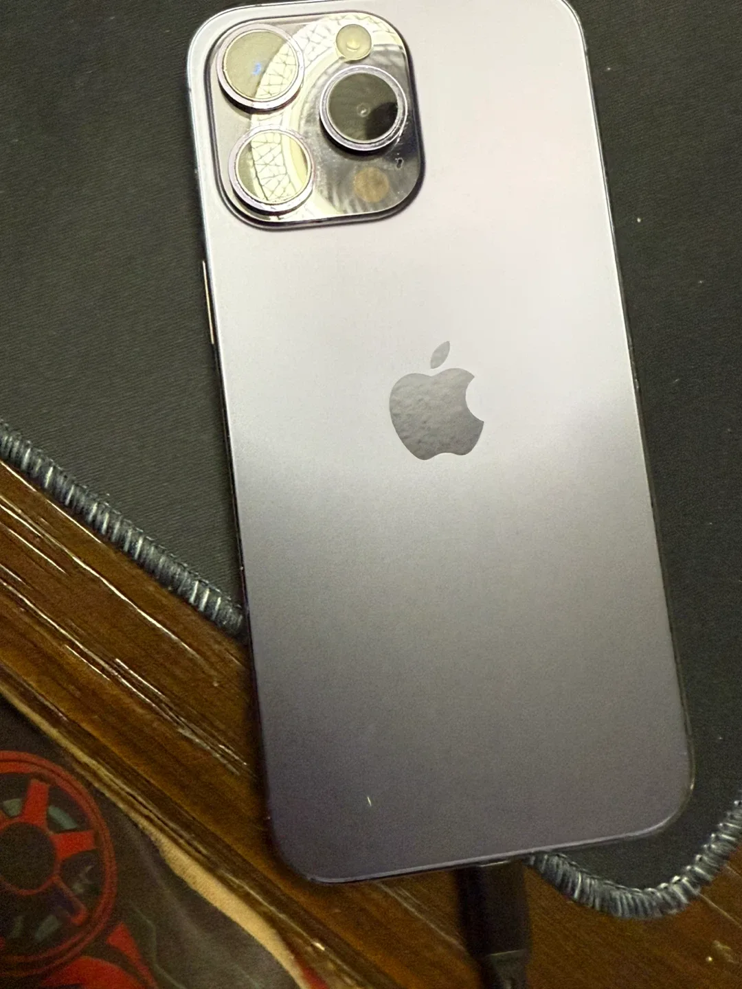 Used iPhone 14 Pro Max with Case image indicator(2)