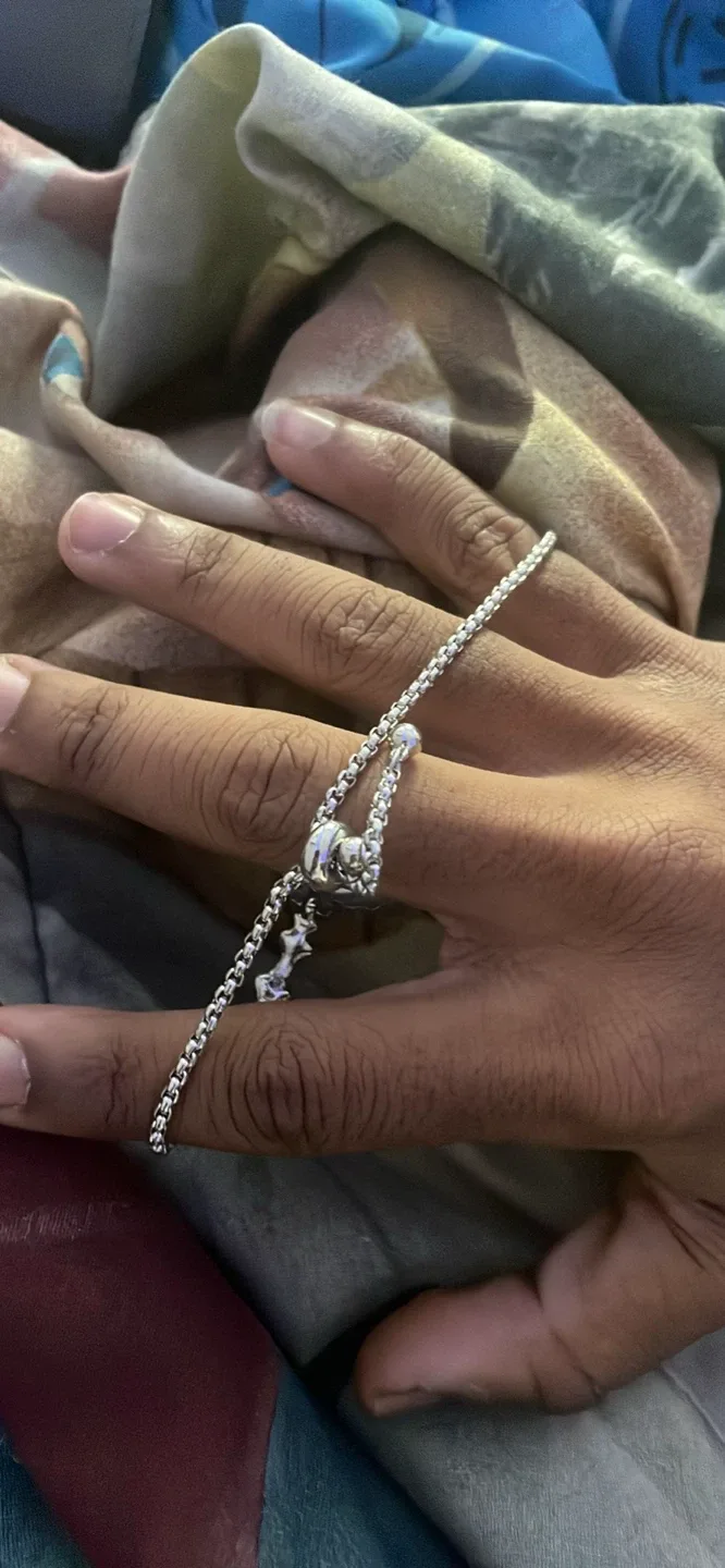 Geneva Platinum Heart Watch image indicator(2)