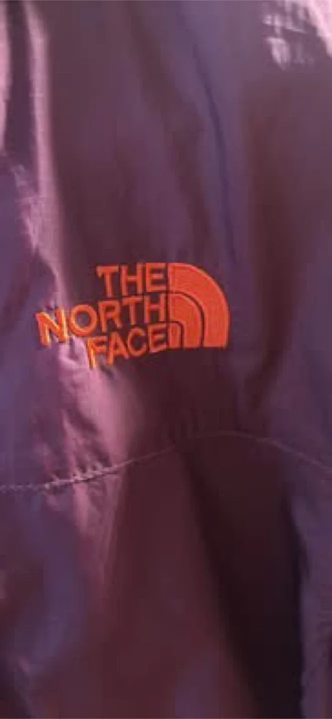 The North Face Jacket - Burgundy image indicator(3)
