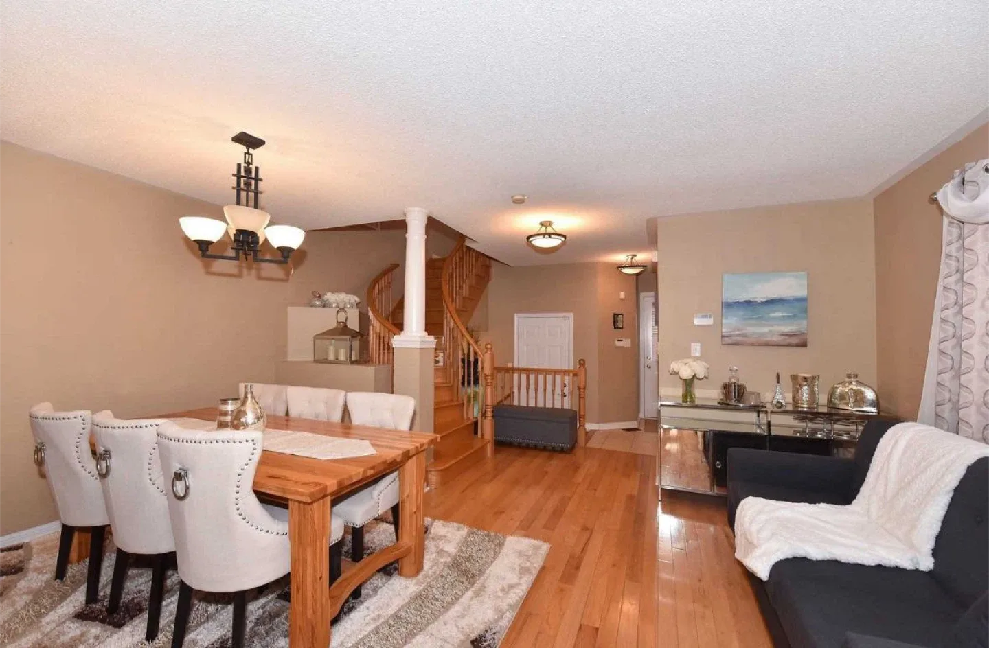 3 Bedroom House for Renting image indicator(2)