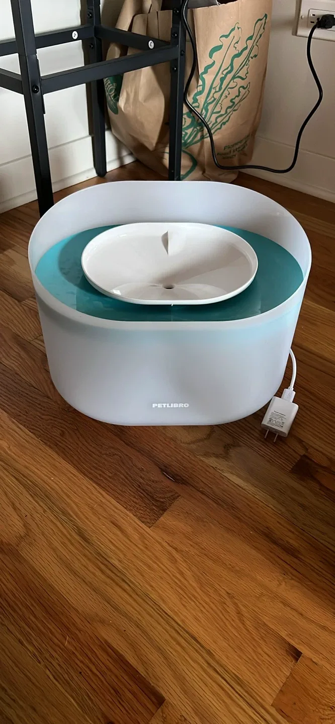 PETLIBRO Capsule Dog Fountain w/ Filter image indicator(3)
