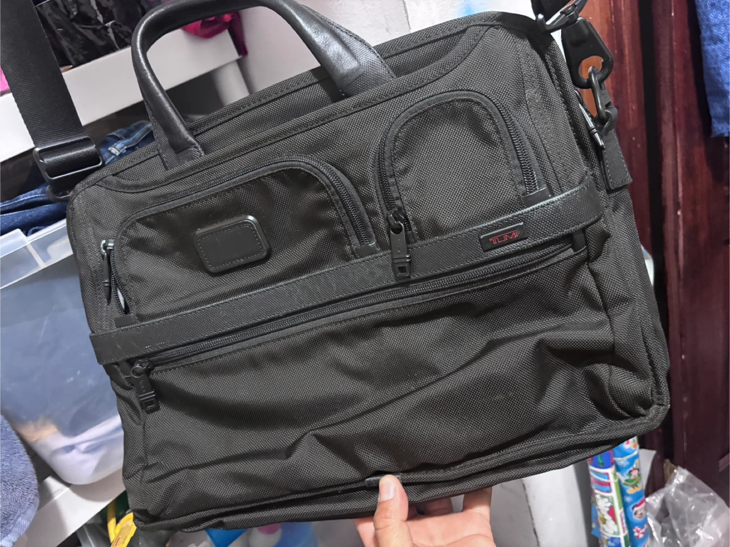 TUMI Alpha Expandable Organizer Laptop Briefcase.