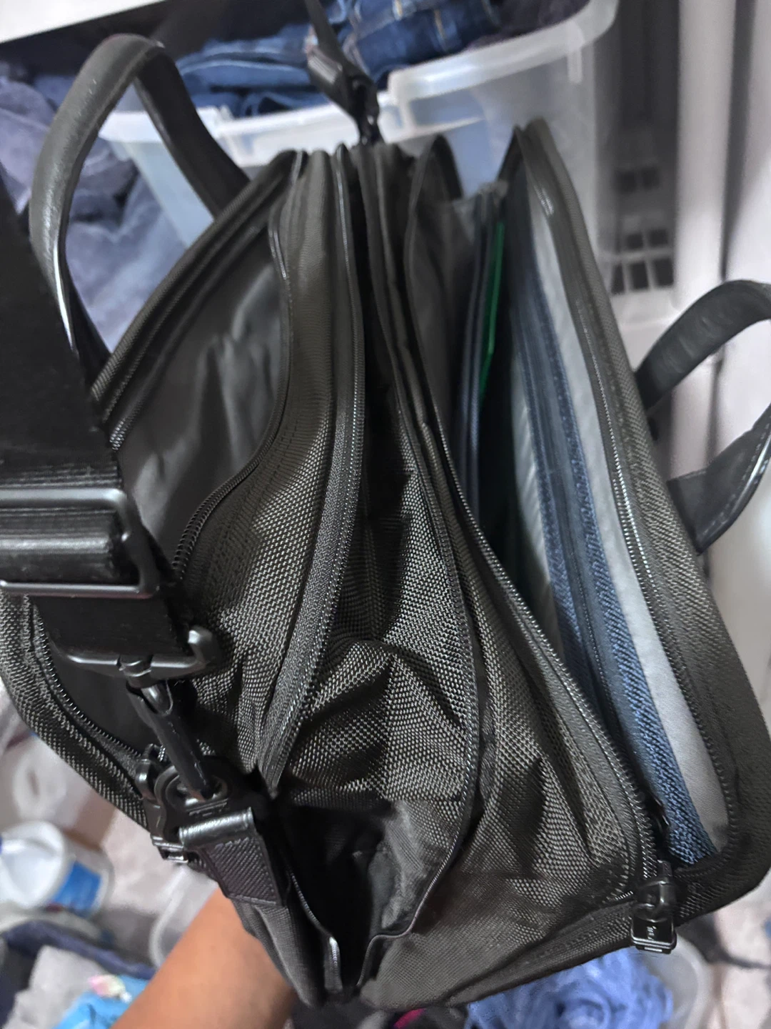 TUMI Alpha Expandable Organizer Laptop Briefcase. - photo 2