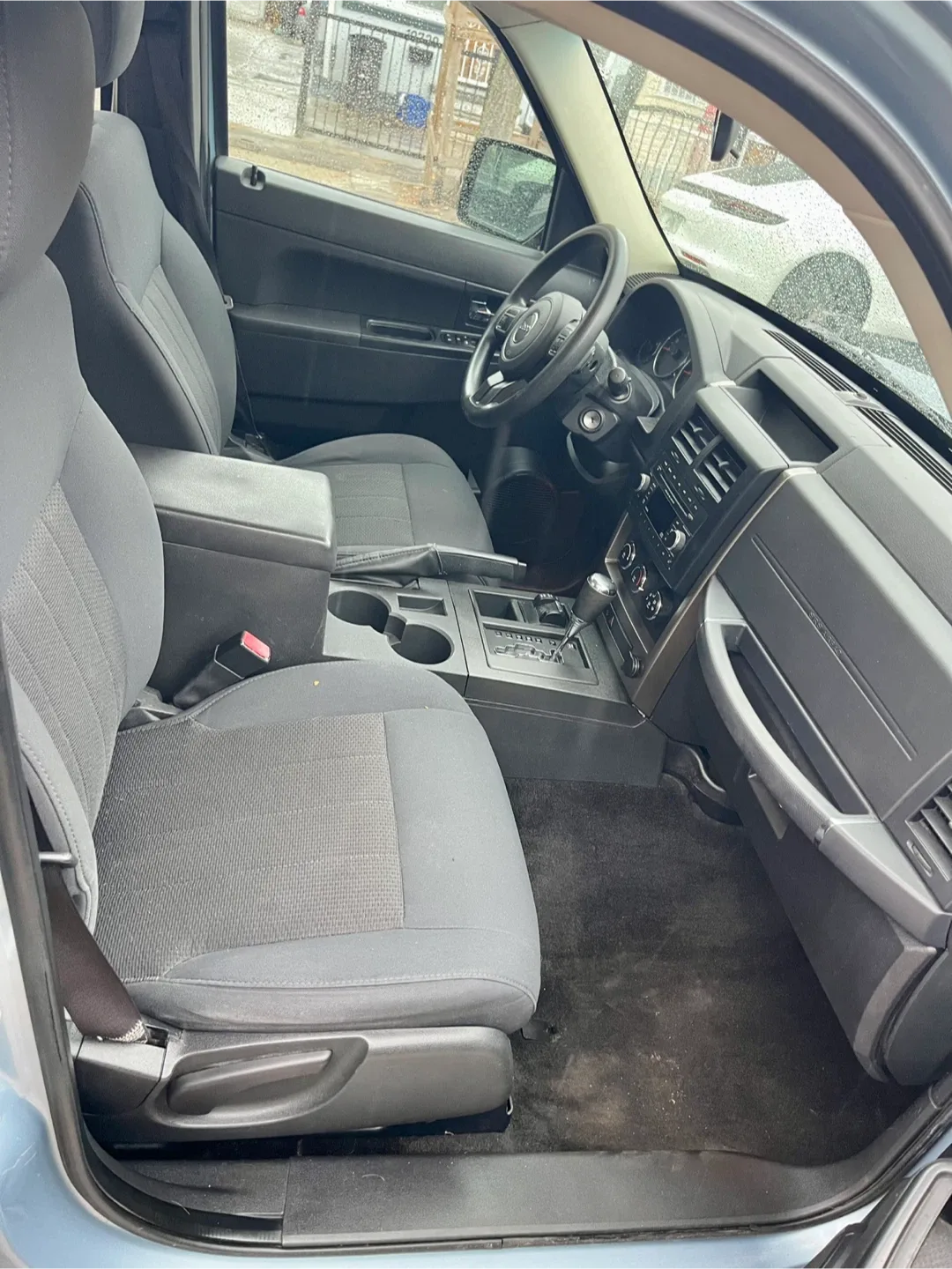 2012 jeep liberty image indicator(10)