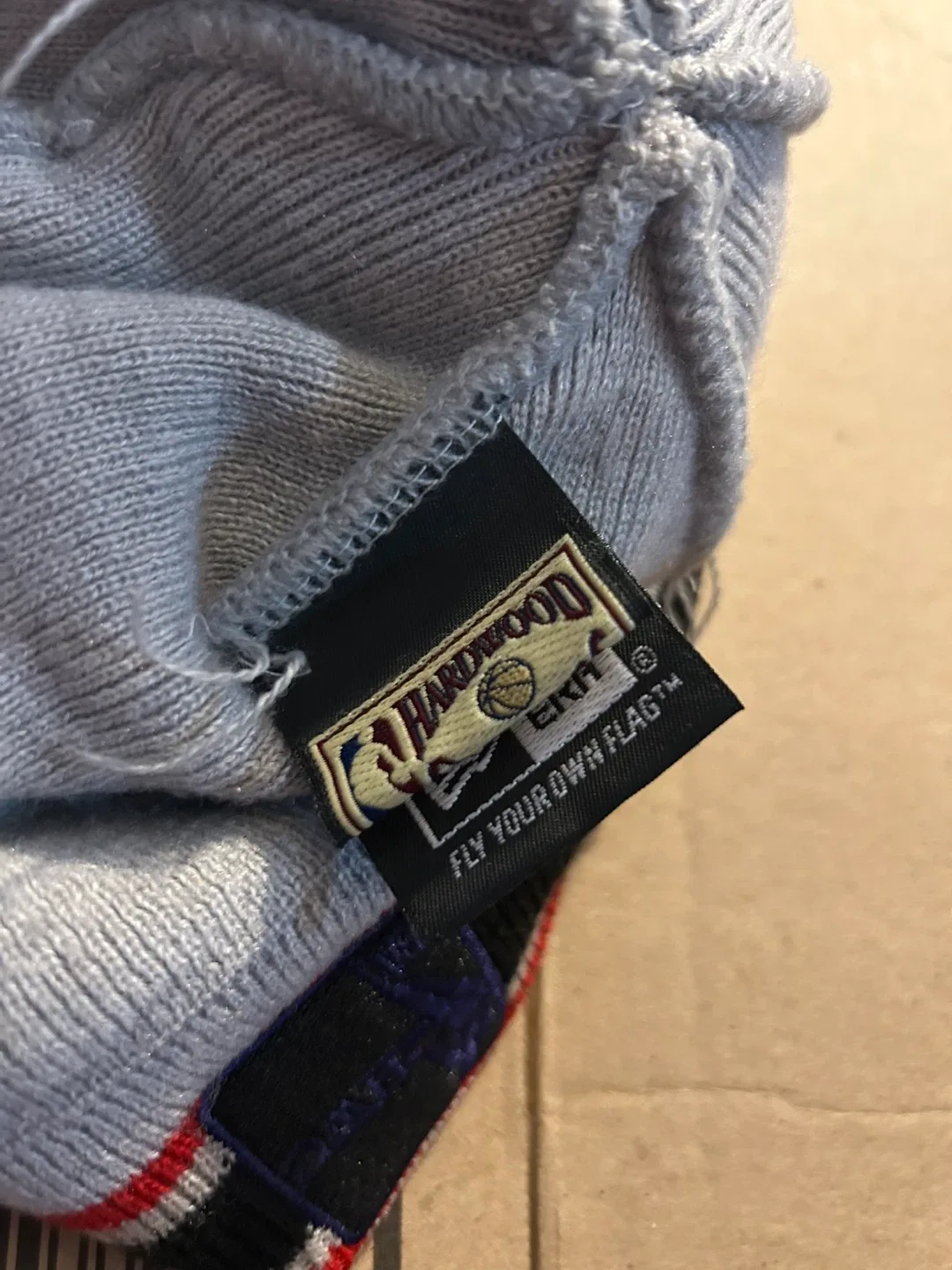 New Era Toronto Raptors Pom Pom Beanie image indicator(3)