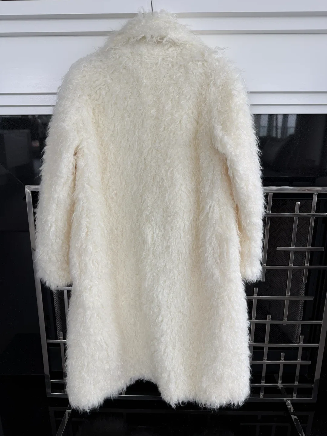 Michael Kors White Faux Fur Coat Size S image indicator(5)