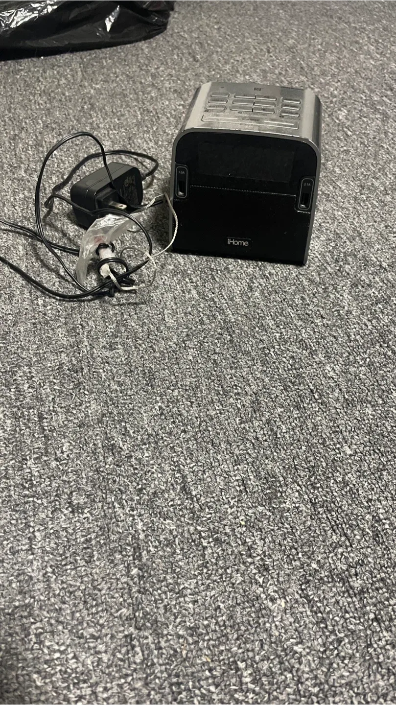 iHome HBN22 Alarm Clock Radio