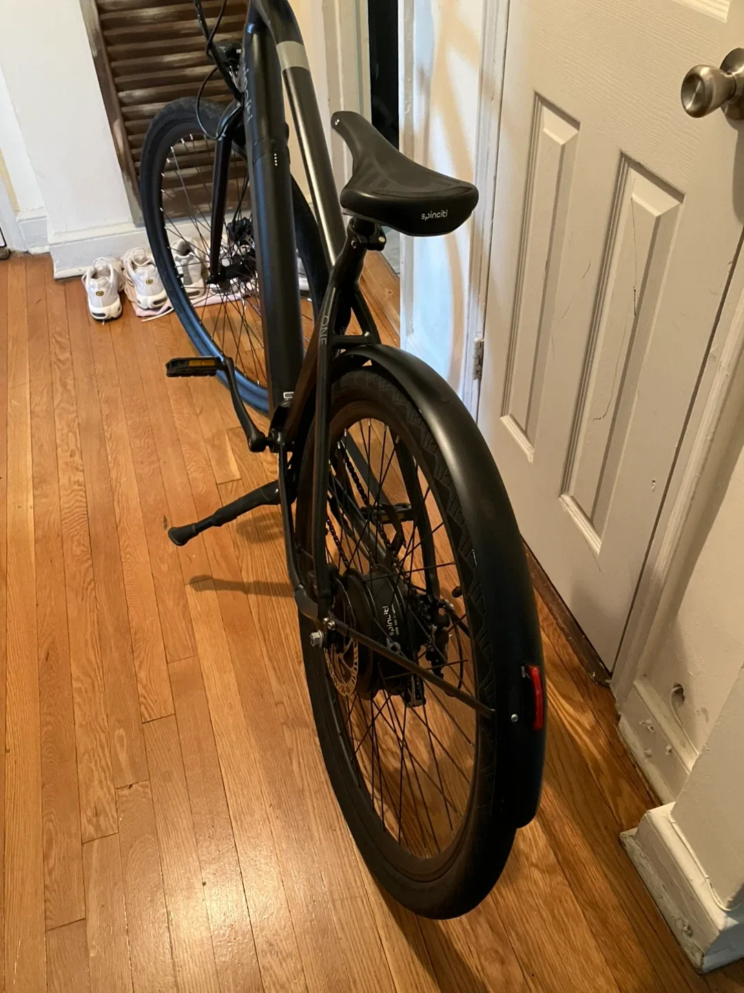 Great Looking Spinciti  Electric E-Bike - 28mph max image indicator(4)