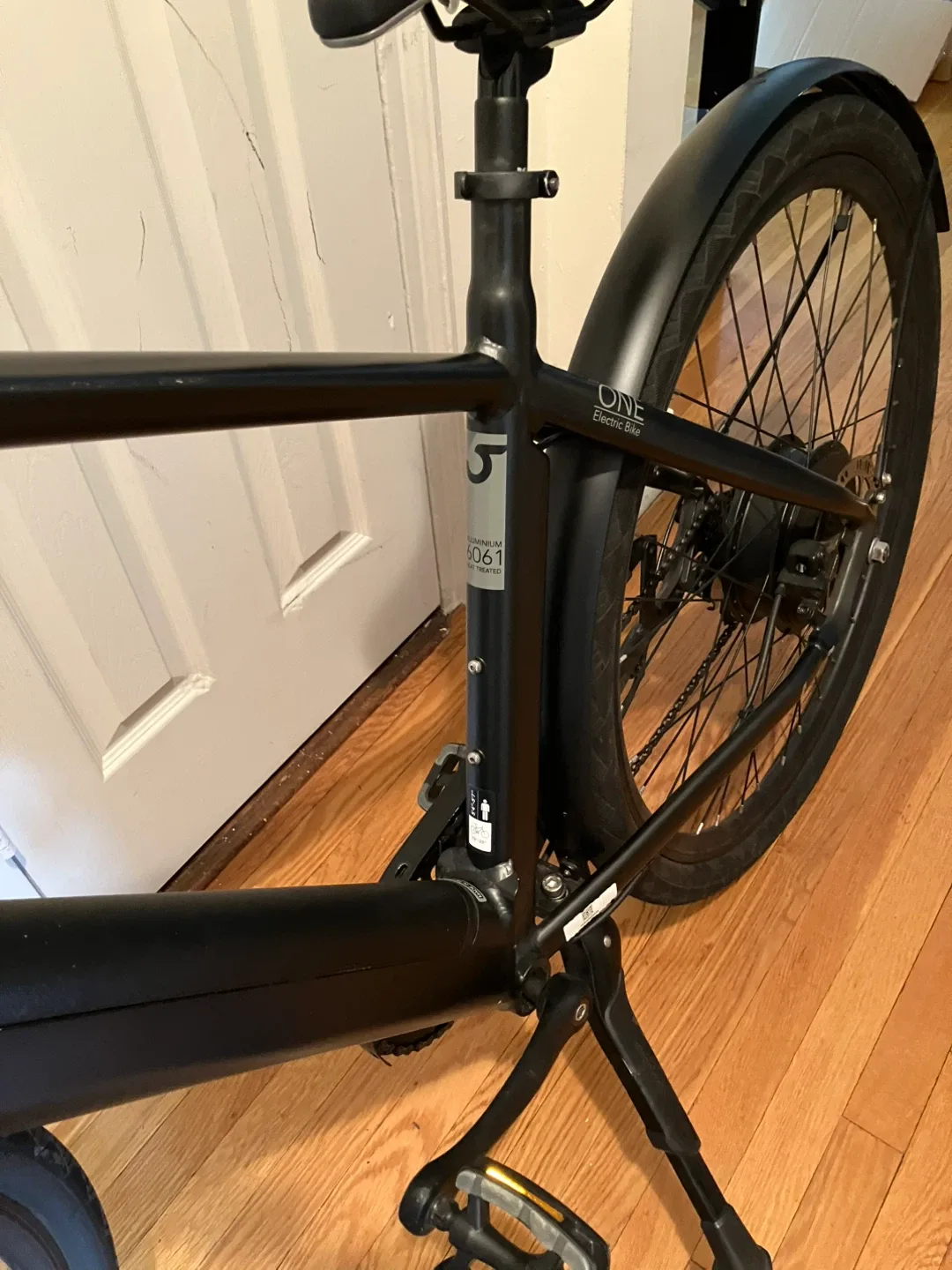 Great Looking Spinciti  Electric E-Bike - 28mph max image indicator(3)