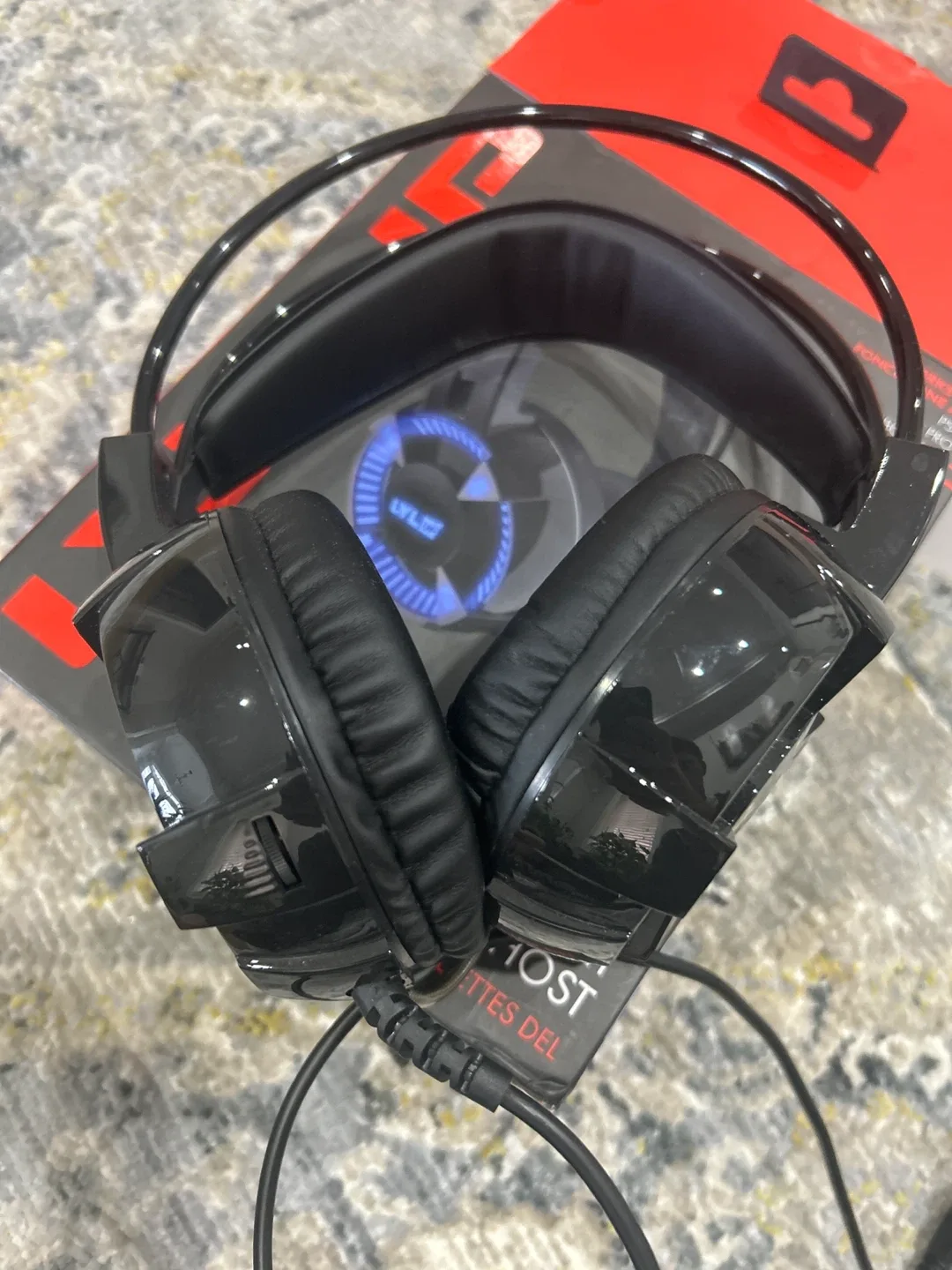 Gaming Headset - LED Earcups, microphone image indicator(3)