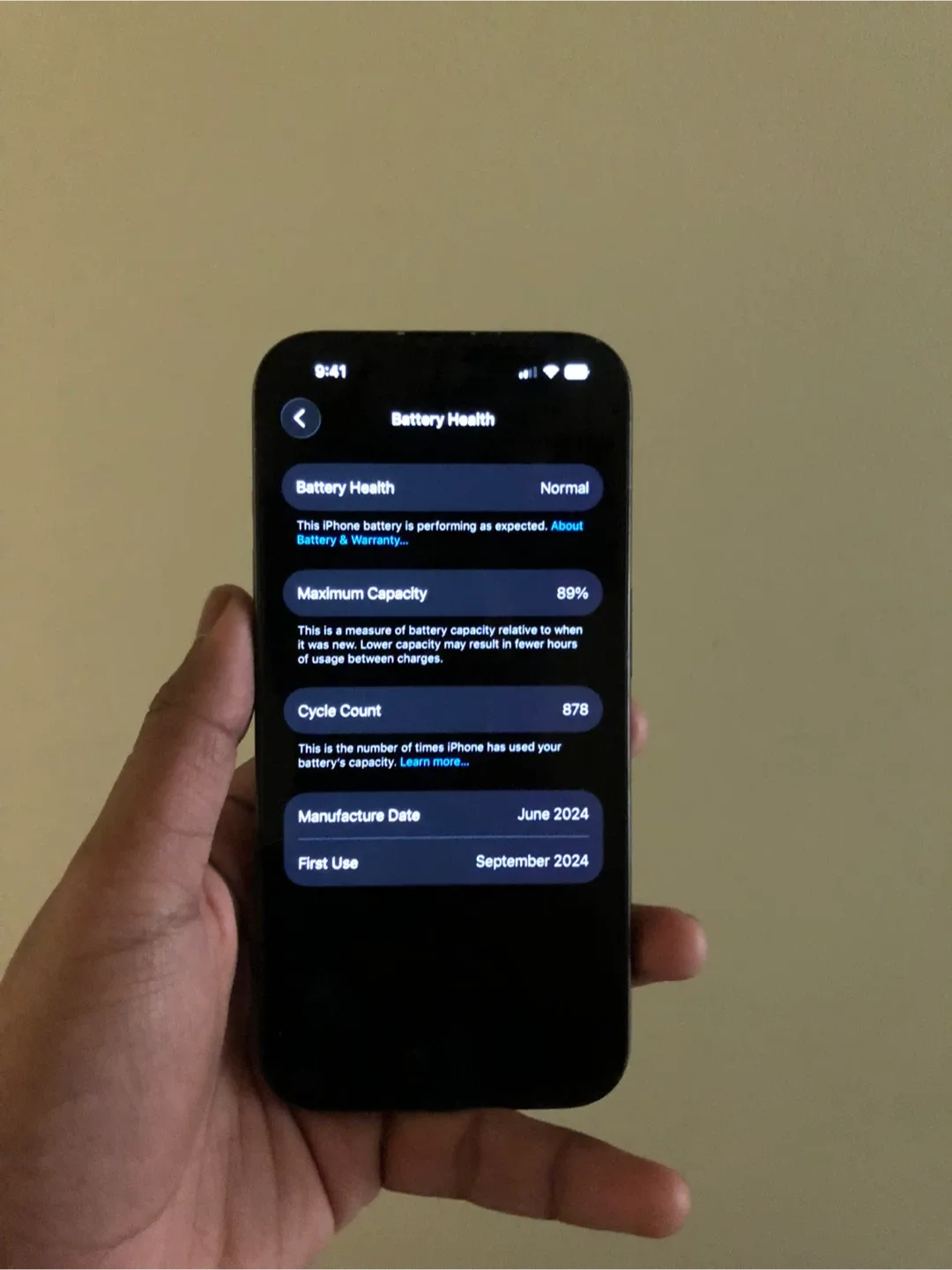 iPhone 15 Pro – 128GB – 89% Battery – Box Included