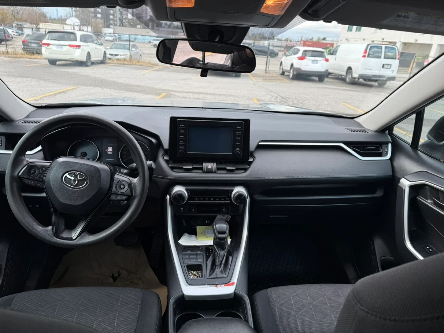 Silver Toyota RAV4 image indicator(9)