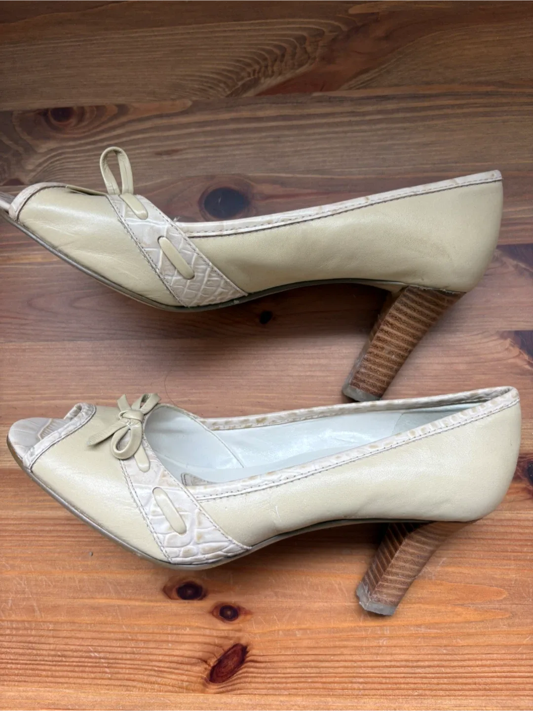 Bandalino Heels - Sz 5.5 image indicator(4)