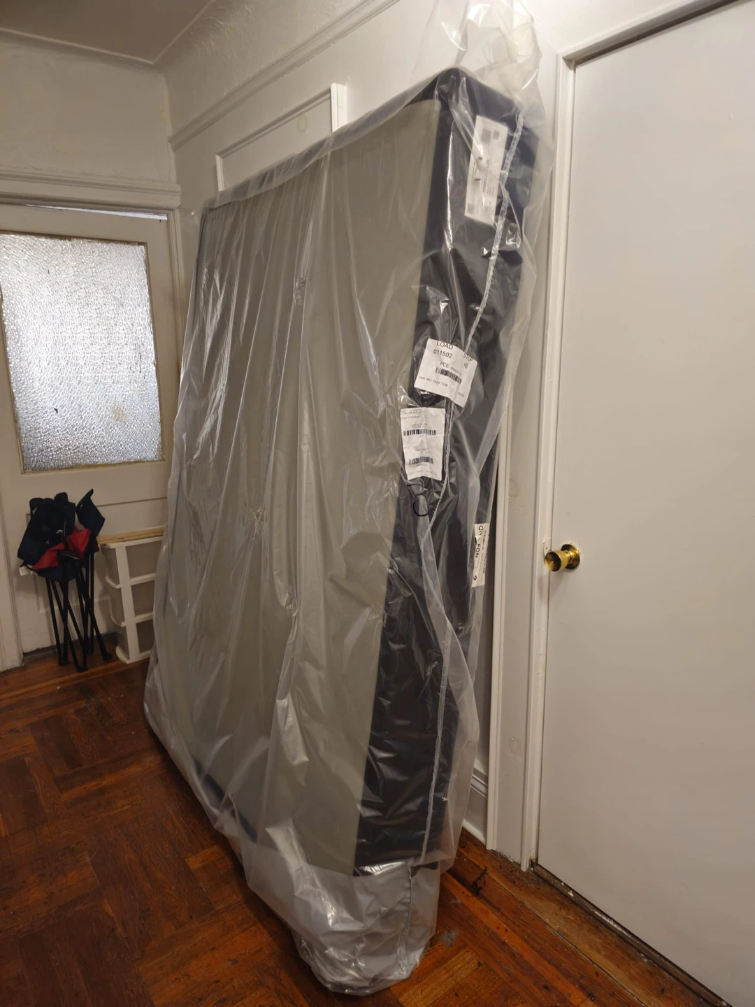 New queen Size box spring - photo 3