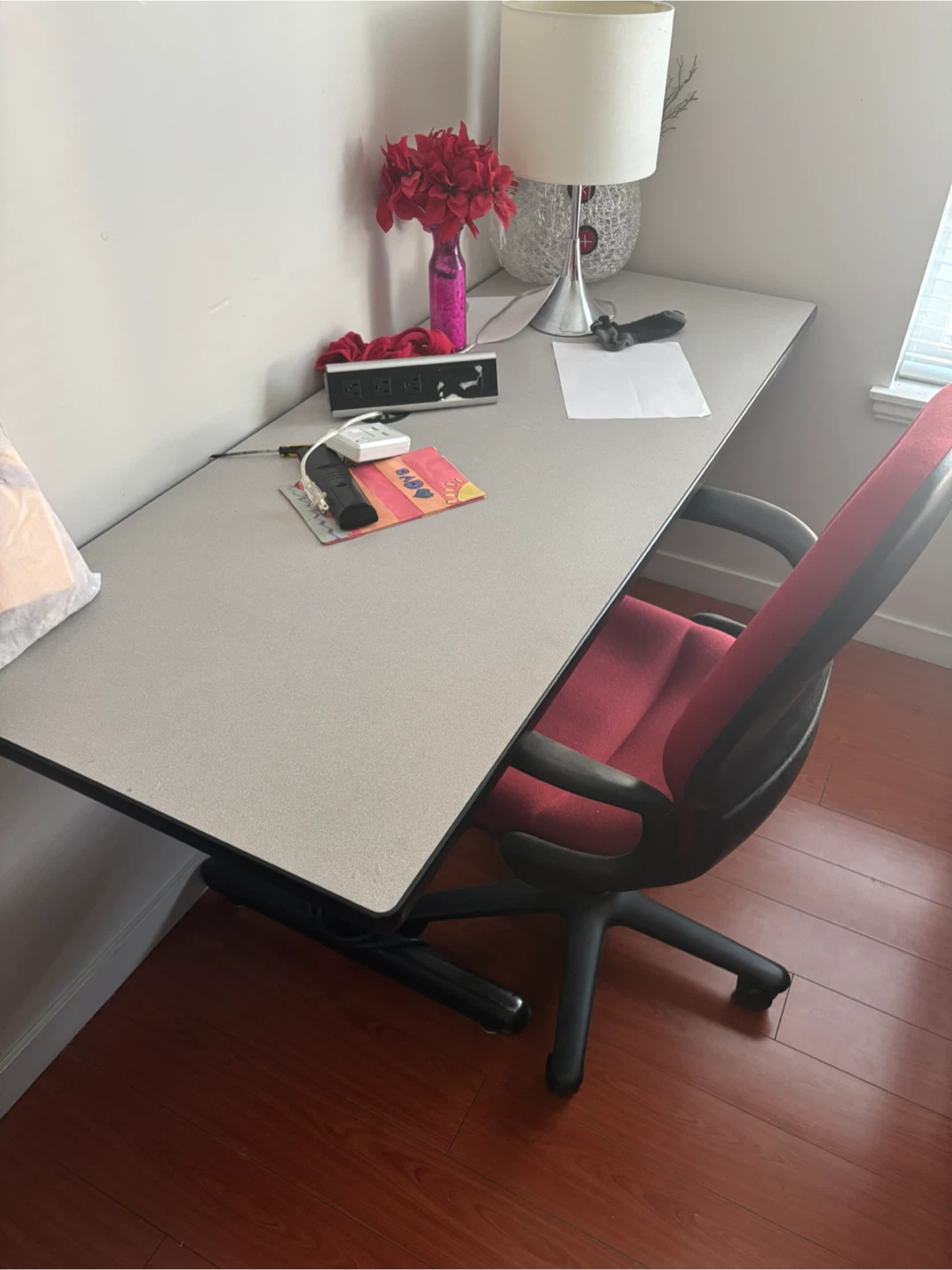 Office Desk - 59" x 24"hight28