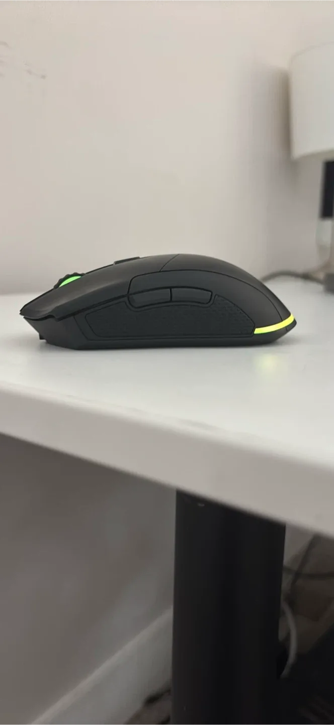 Msi nvidea laptop with 2 year warranty  that’s 300 image indicator(8)