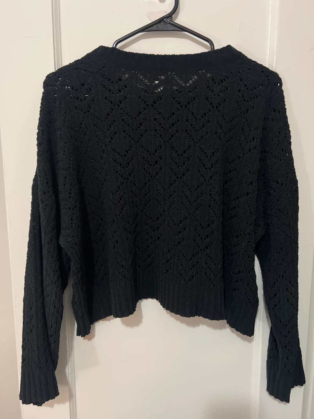 American Eagle Black Sweater - Size L - photo 2