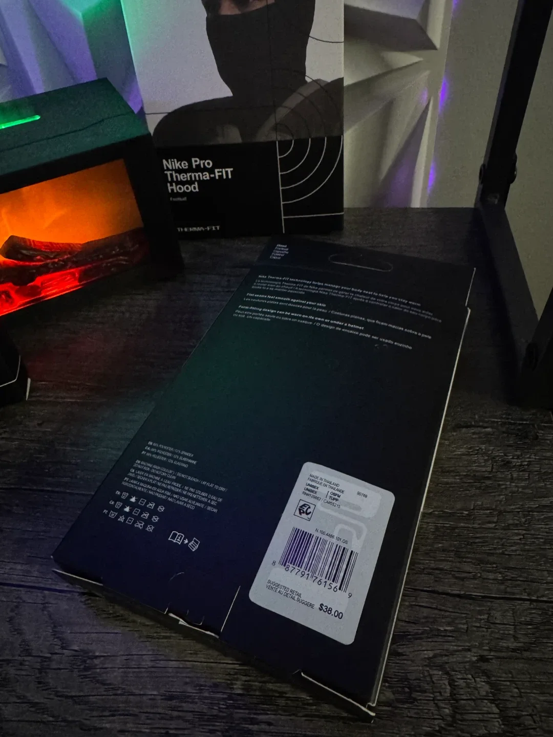 Nike Pro Therma-FIT Hood - New in Box! image indicator(3)