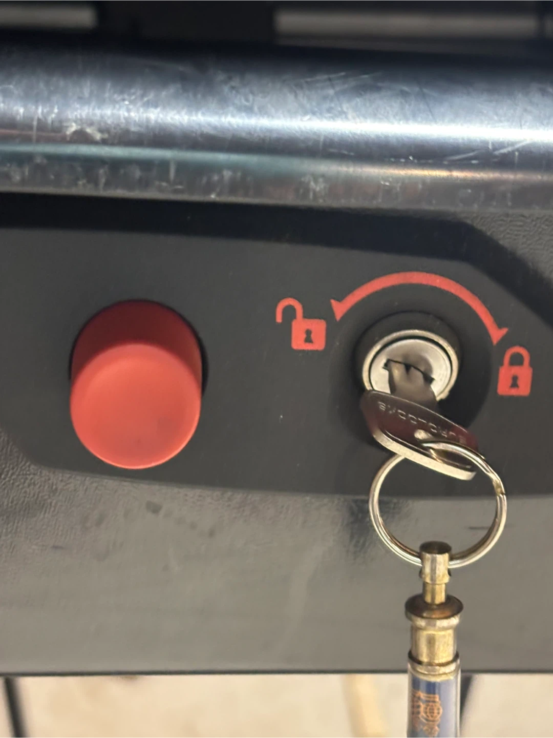 Yakima Rocketbox Cargo Carrier - photo 4