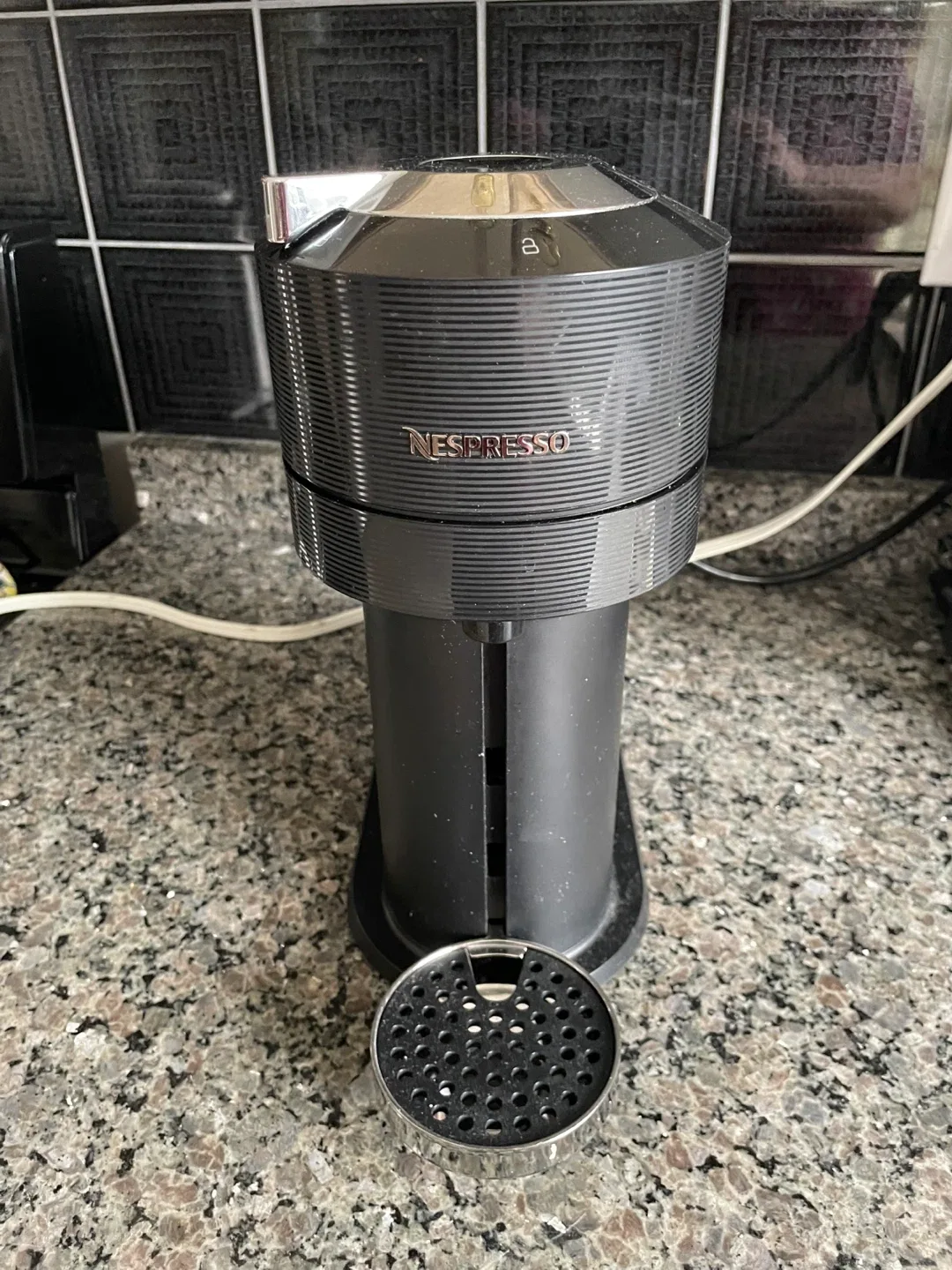 Nespresso coffee maker Vertuo image indicator(2)