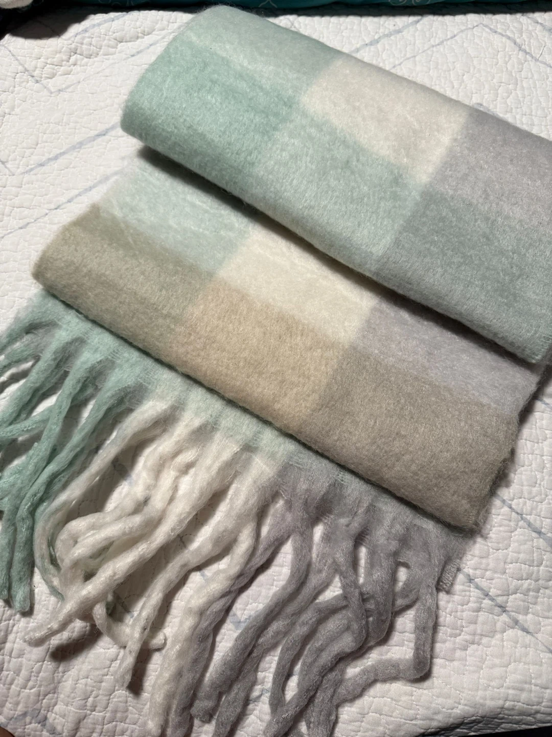 Checkered Throw scarf- Soft Pastel Colours - photo 2