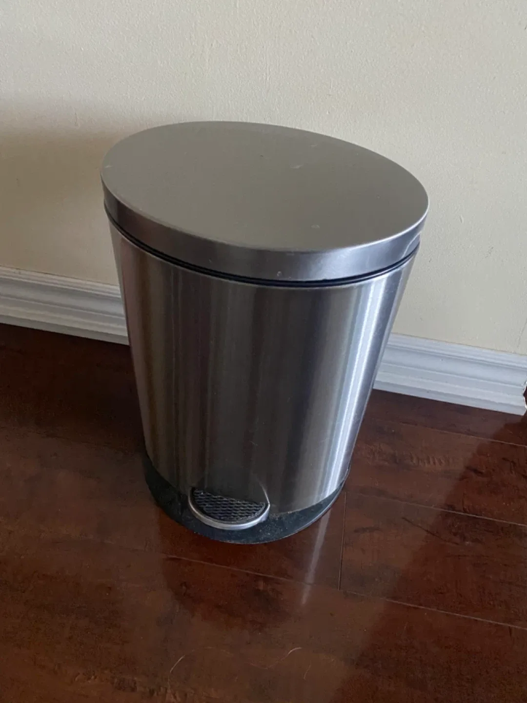 Stainless Steel Step Trash Can