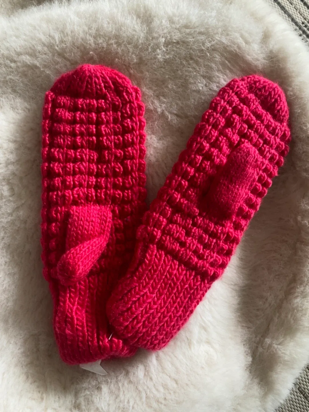 Handmade Knitted Mittens - Pink Red image indicator(2)
