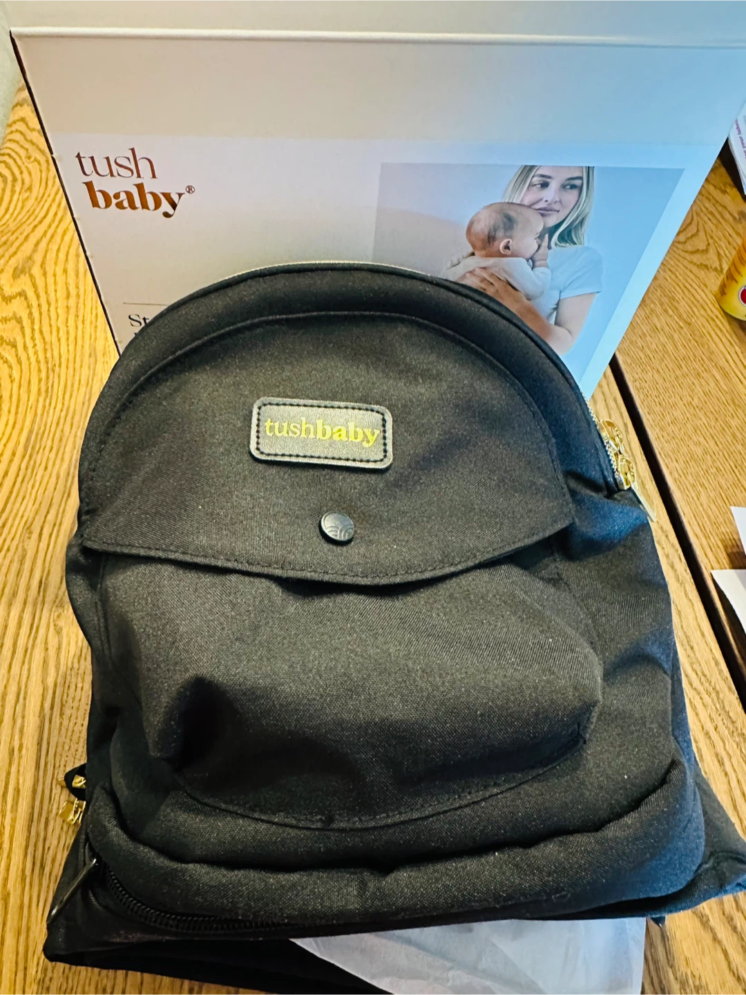 Tushbaby Hip Carrier - Black & Gold - photo 2