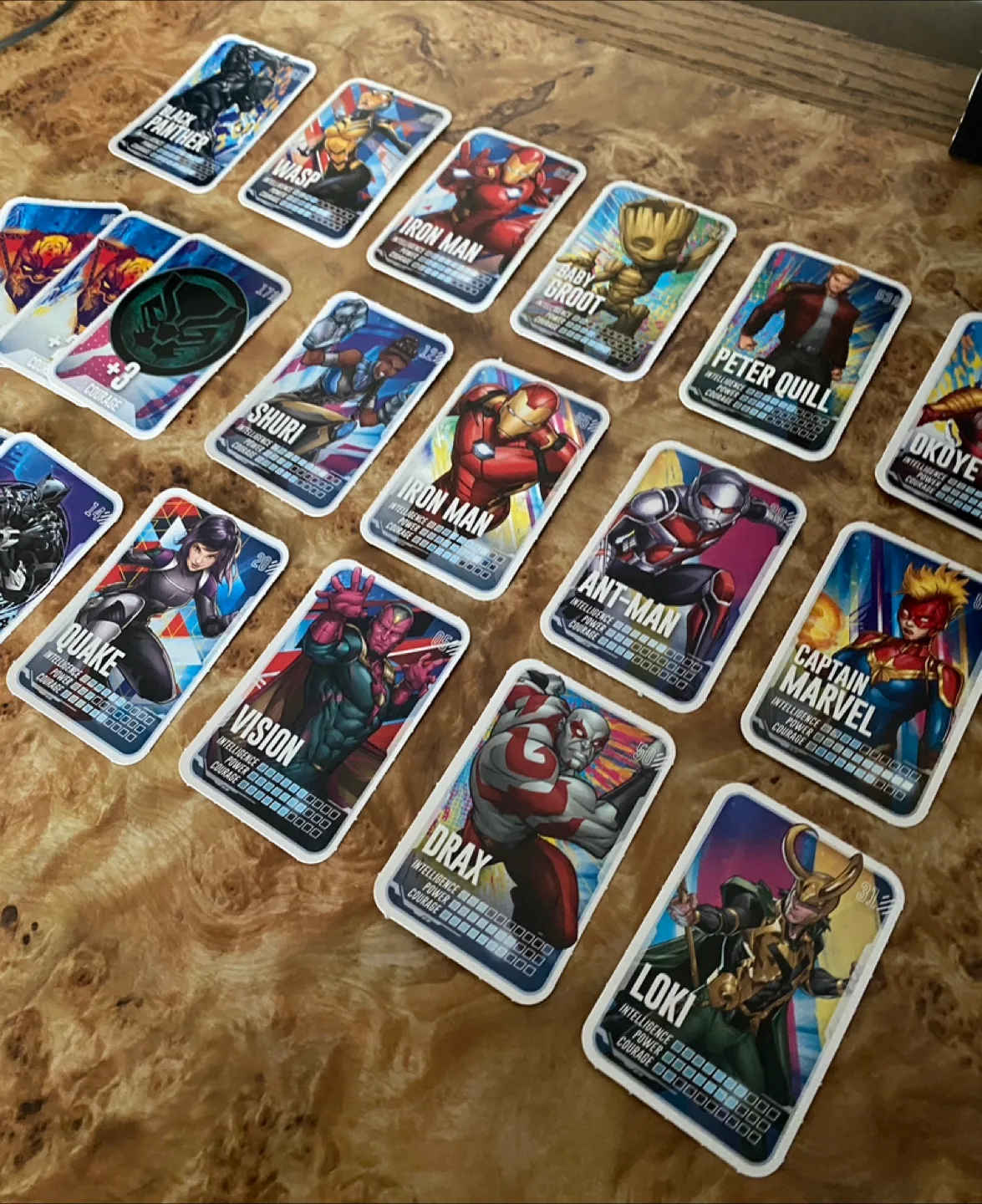 Marvel Trading Cards Set image indicator(3)