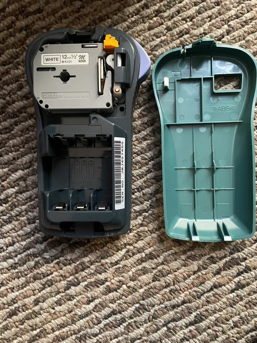 Brother P-Touch Home & Hobby III Label Maker image indicator(2)