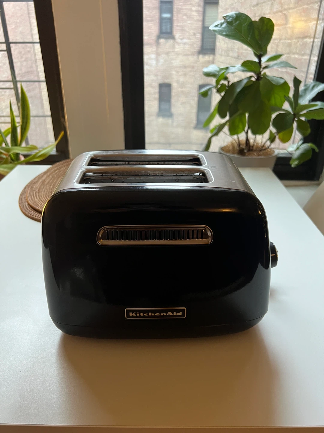 KitchenAid 2-Slice Toaster - Like New! - photo 4