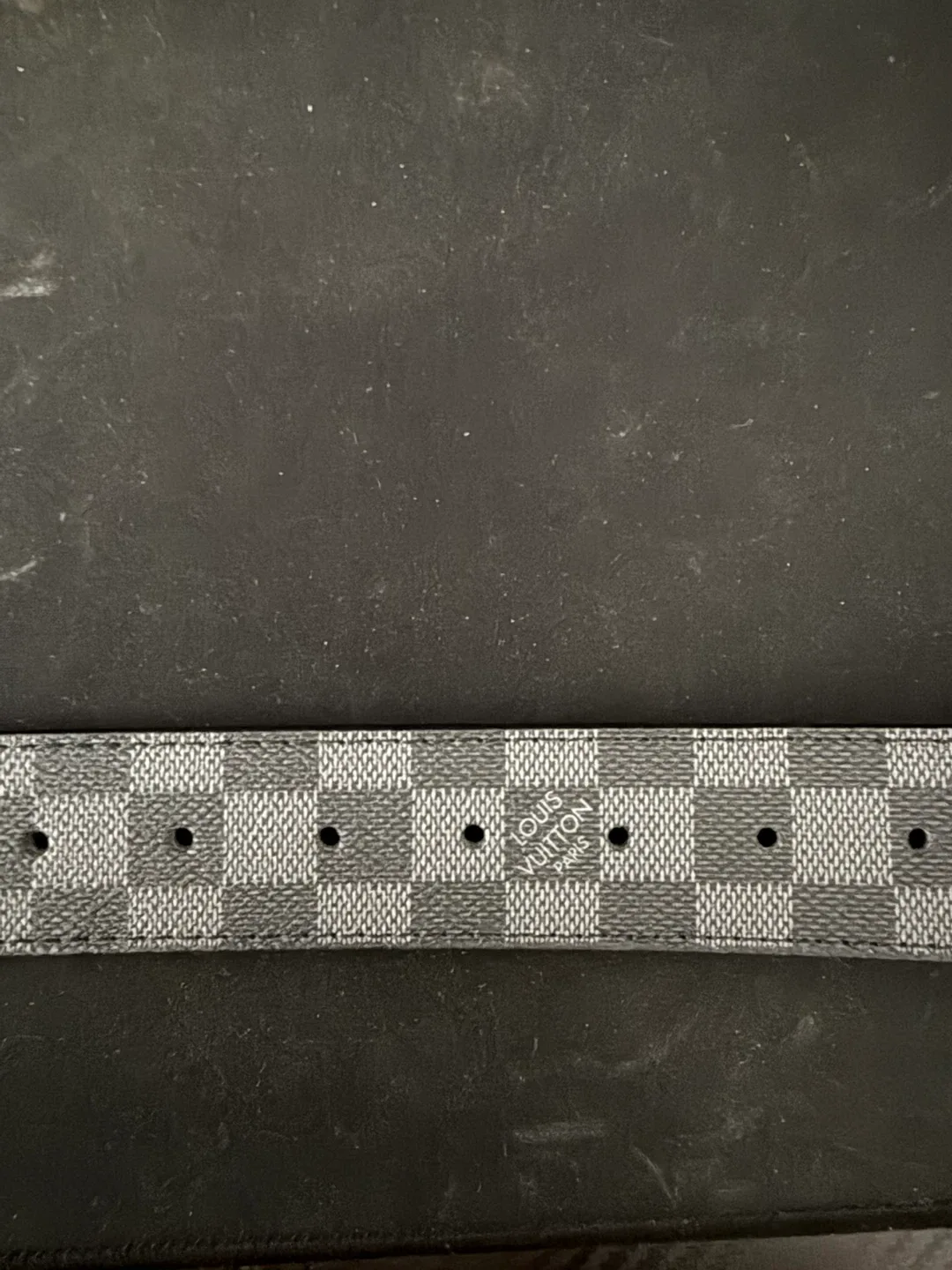 Louis Vuitton Black Belt Size 46 image indicator(6)