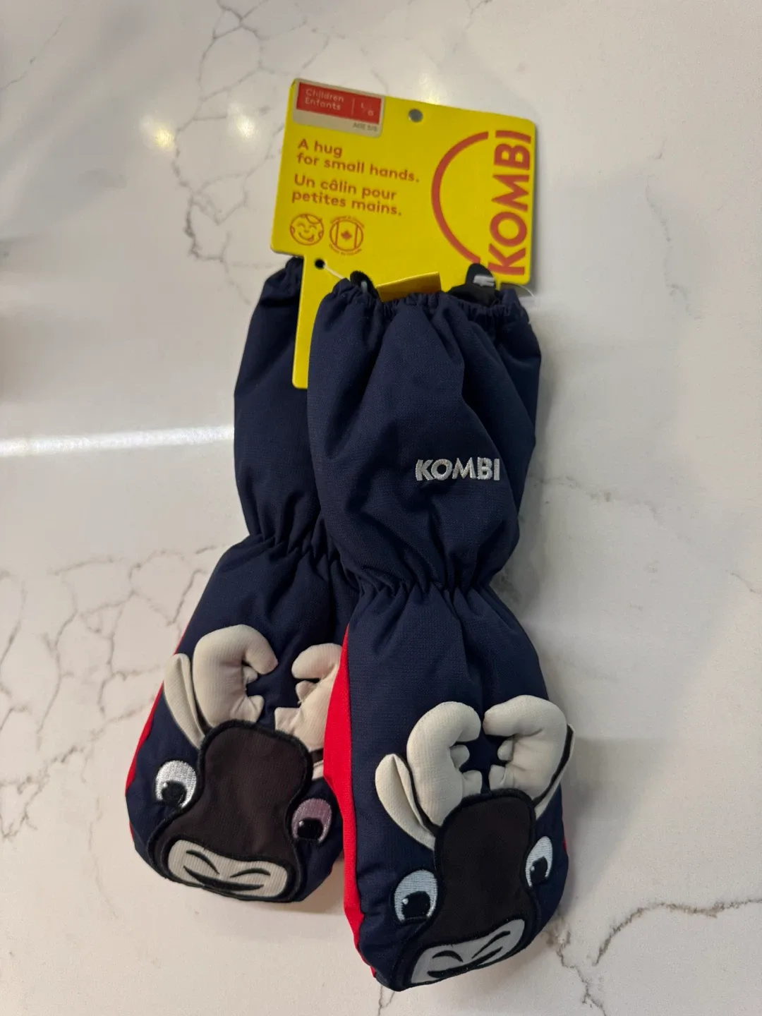 Kombi kids mittens (5-6 yrs) - New with tag on