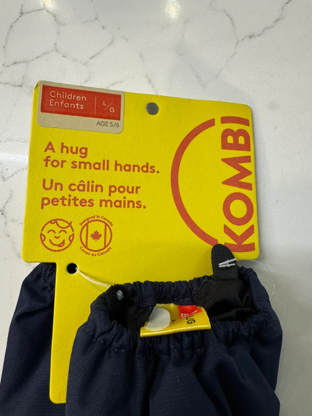 Kombi kids mittens (5-6 yrs) - New with tag on image indicator(3)