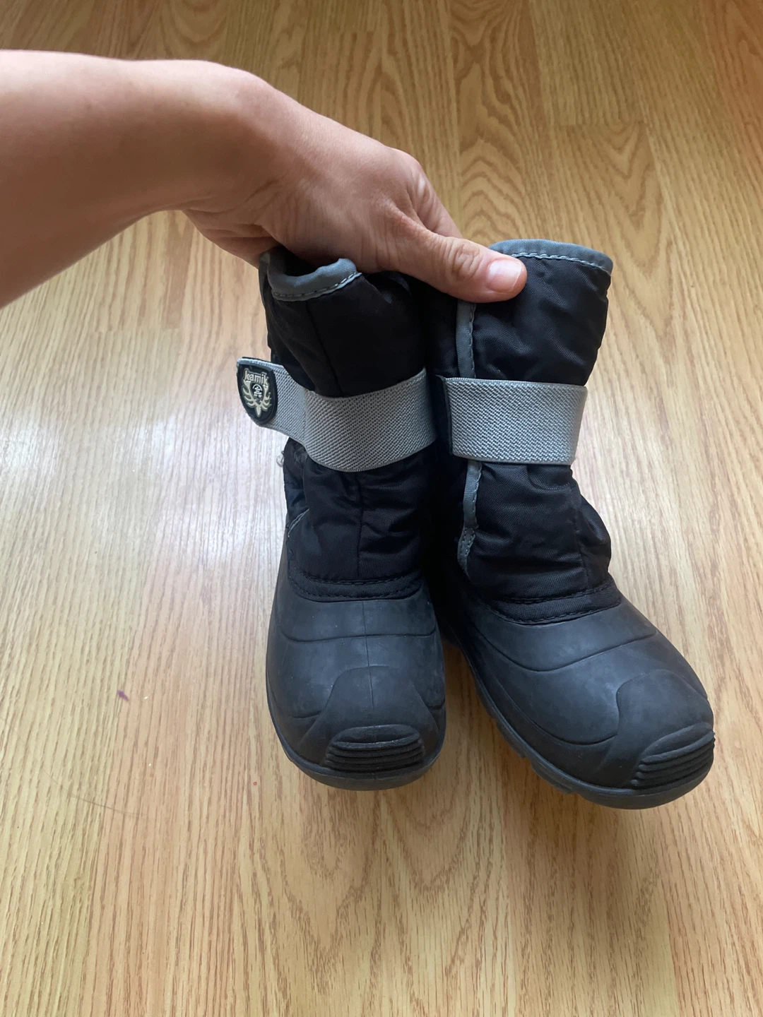 Kamik Black Winter Boots size 9 - photo 2
