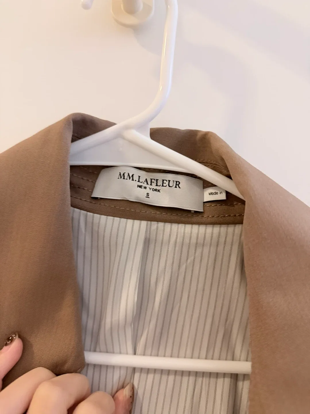 MM.LaFleur Trench Coat - Size S image indicator(2)