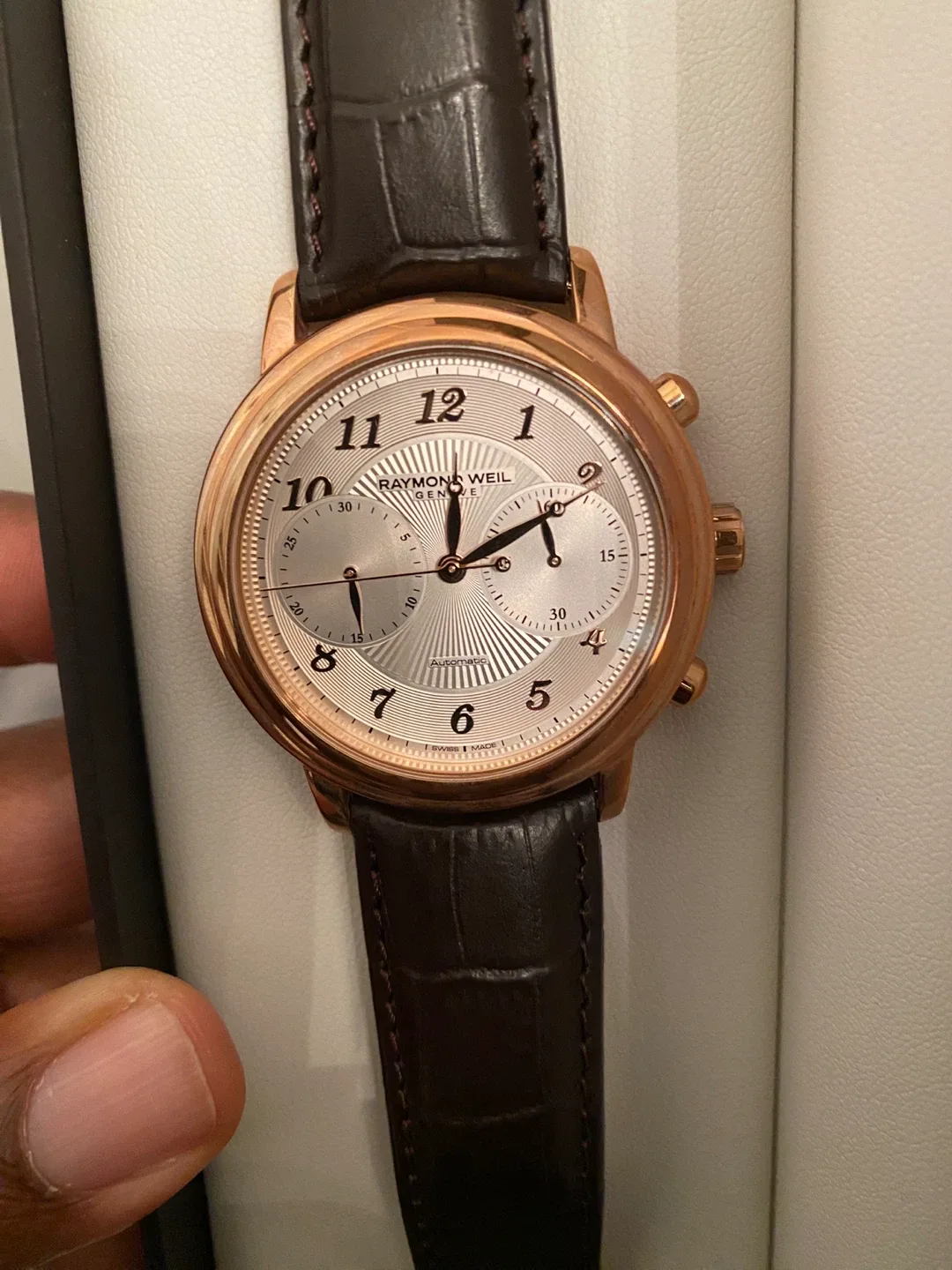 Raymond Weil Geneve Watch with Box image indicator(2)