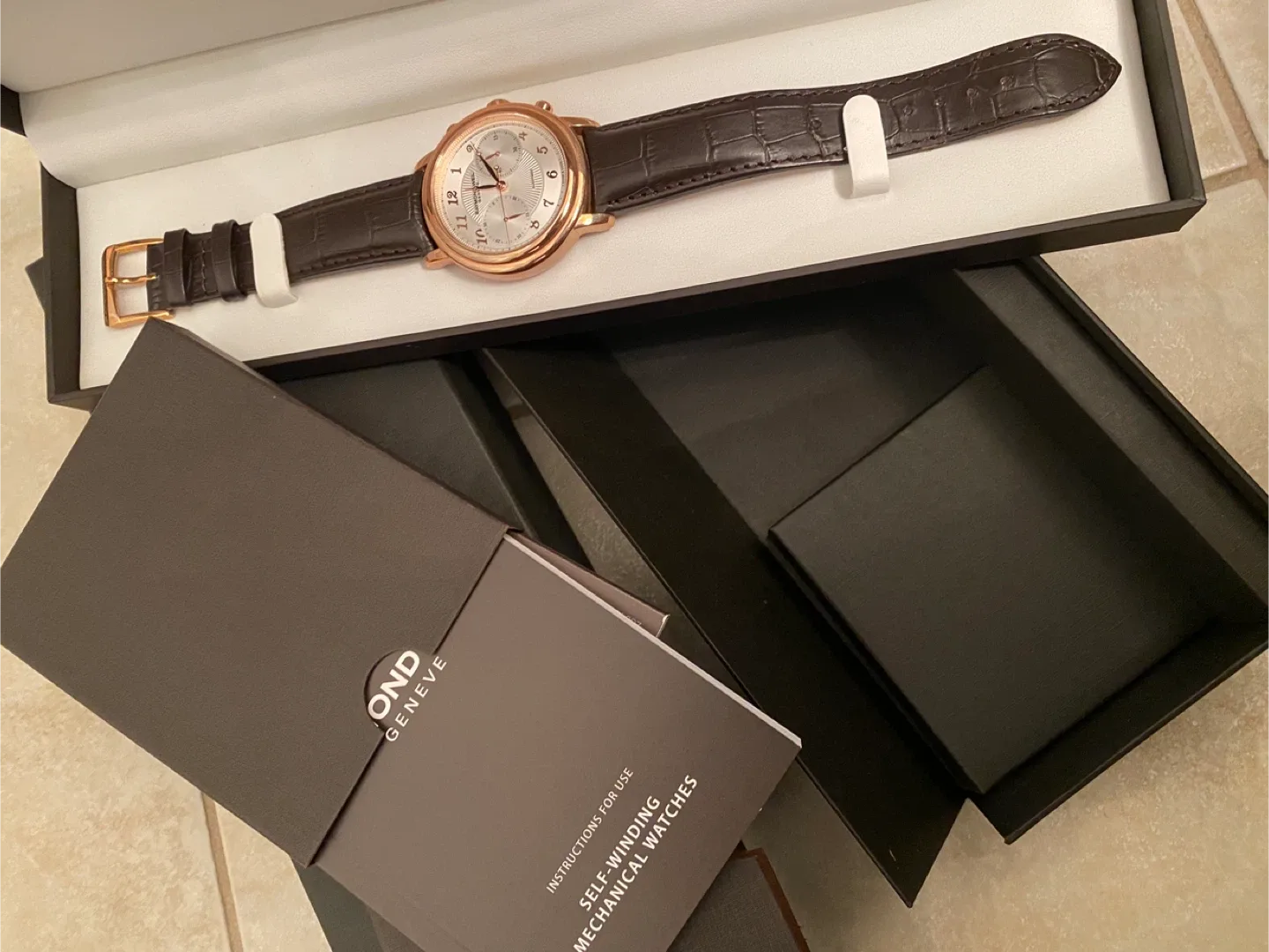 Raymond Weil Geneve Watch with Box image indicator(5)