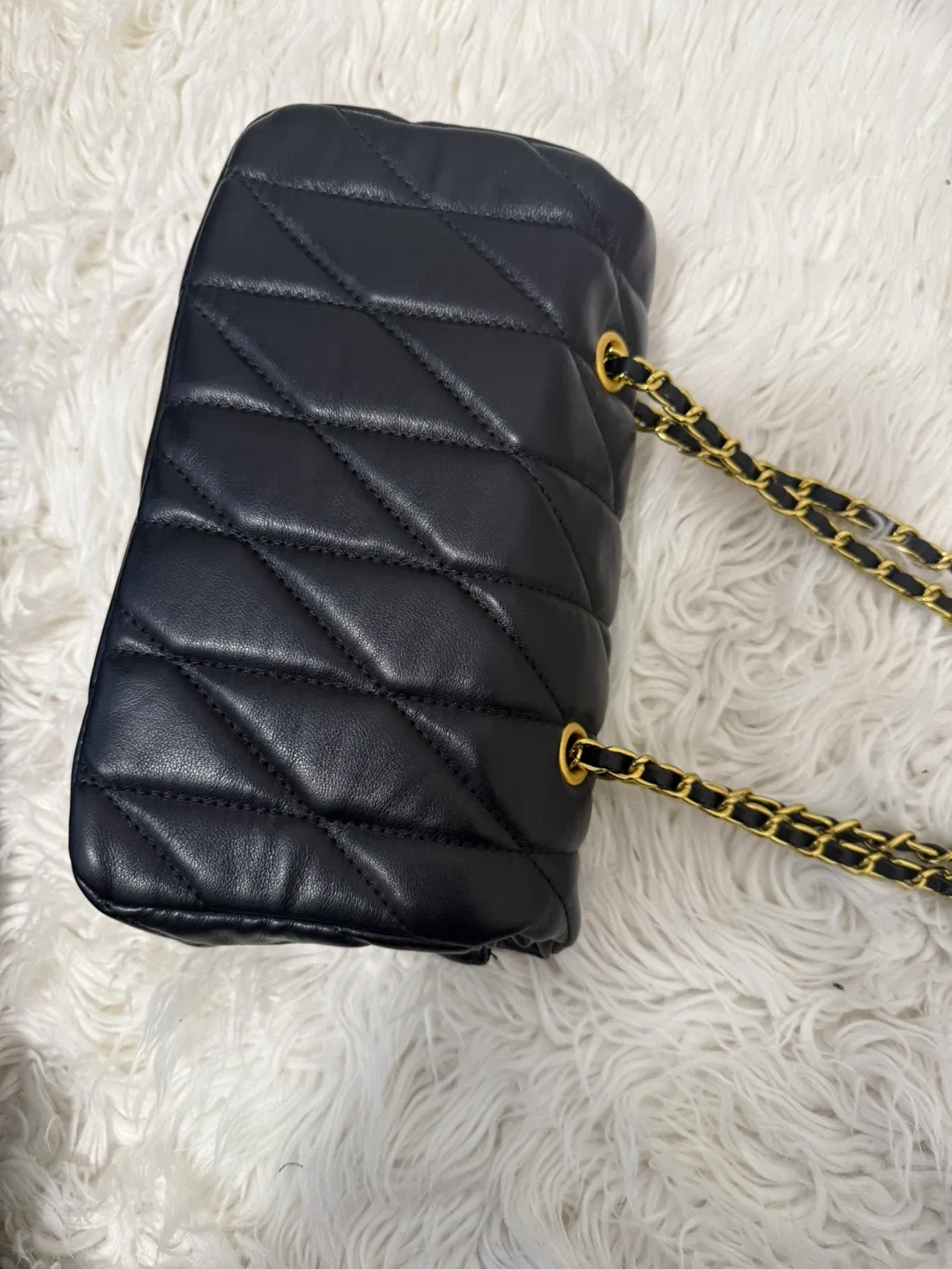 Coach Black Leather Shoulder Bag image indicator(2)