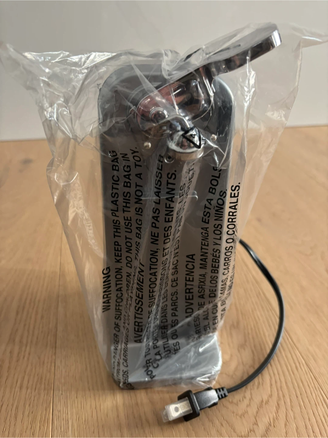 Cuisinart CCO-55 Deluxe, Chrome Electric Can Opener, Silver. NEW - photo 4