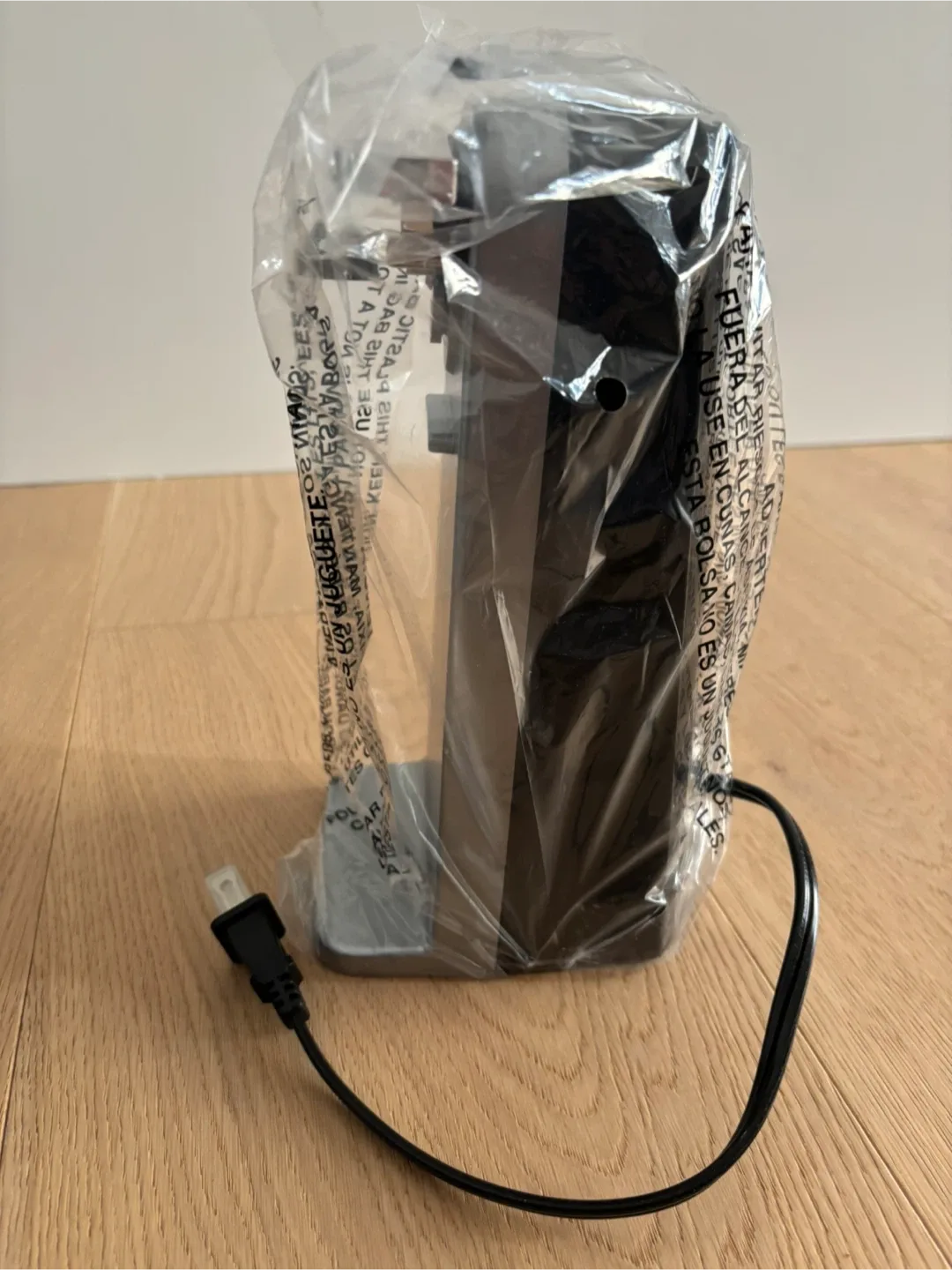 Cuisinart CCO-55 Deluxe, Chrome Electric Can Opener, Silver. NEW image indicator(7)