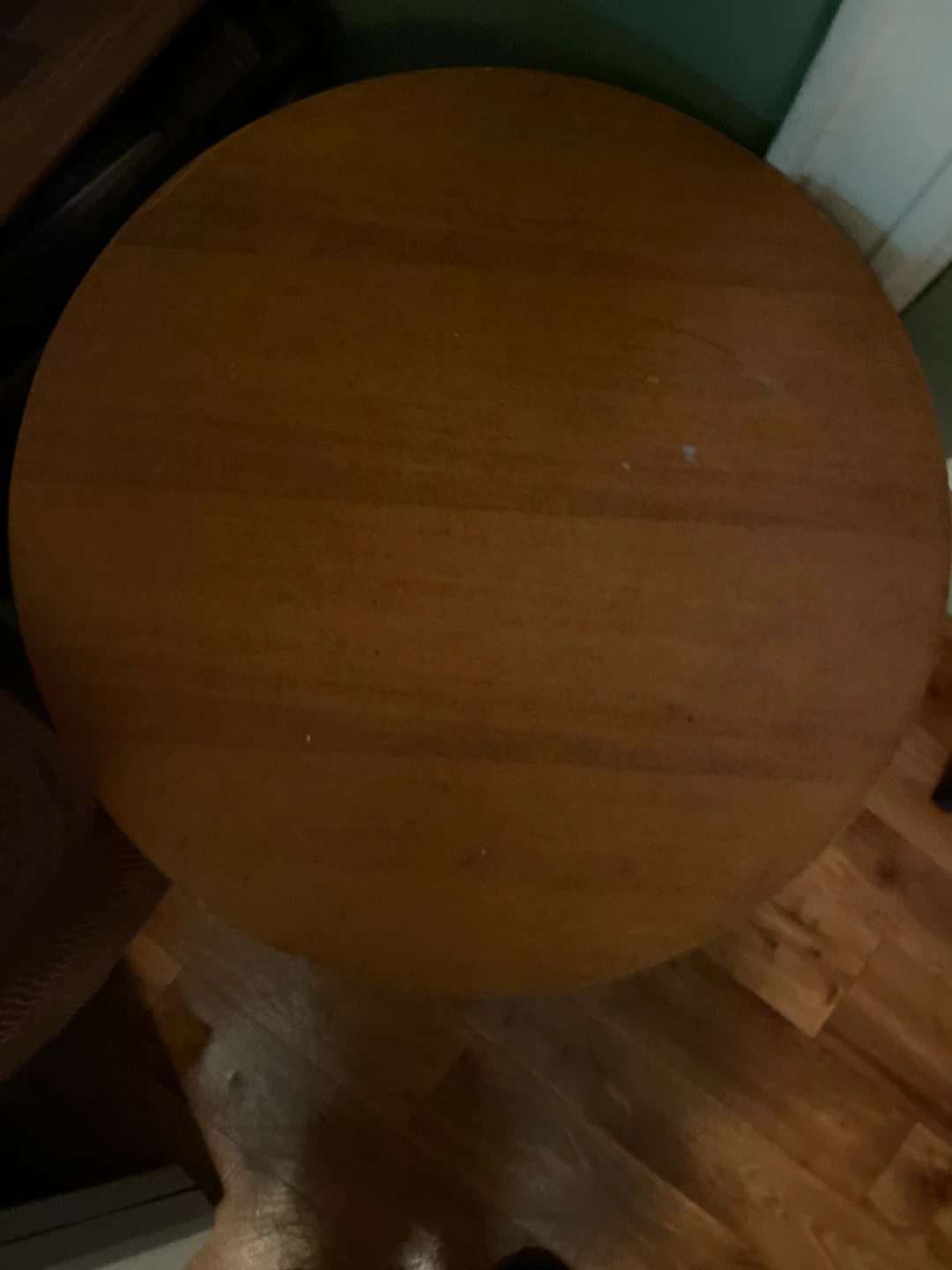 Round End Table with Drawer