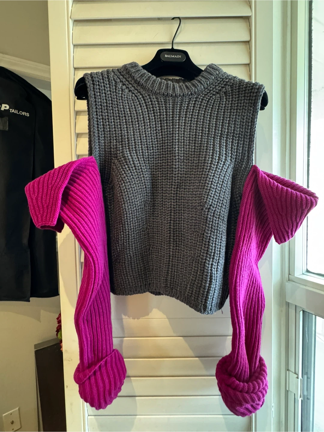 Calvin Klein Grey Knit Vest with Pink Sleeves - photo 2