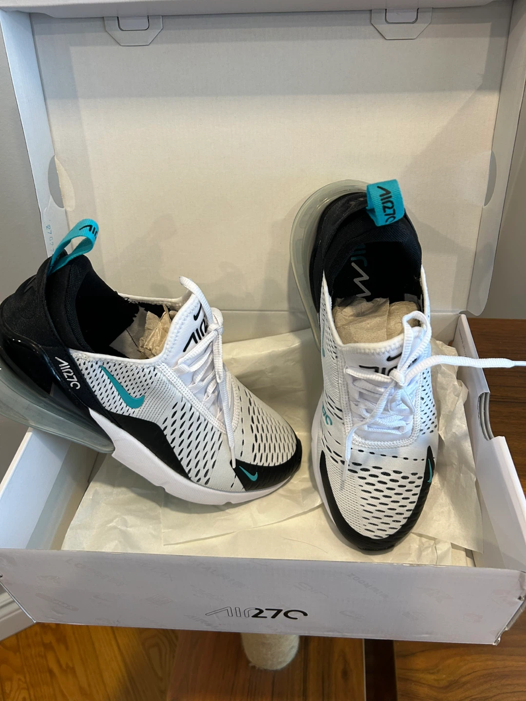 Nike Air Max 270 - Size 10 - White/Black - photo 3