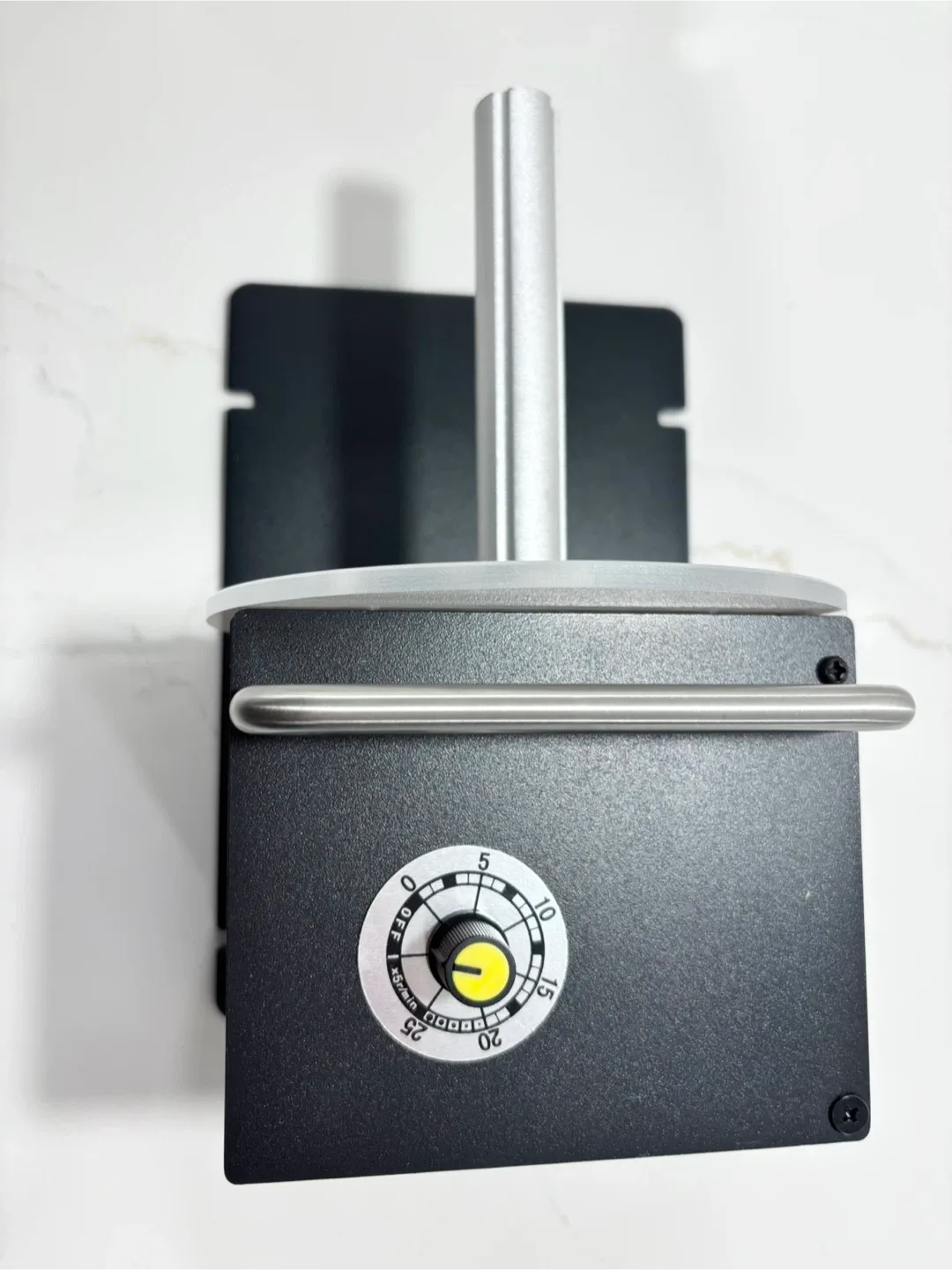 Automatic Label Rewinder, Core 1"-1.5", Label Width 3.15” image indicator(3)